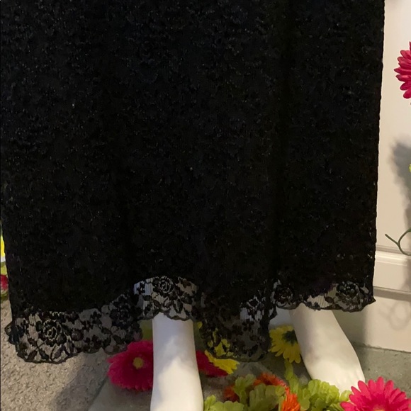 Ronni Nicole Maxi Sleeveless Fully Lined Dress - Picture 3 of 7